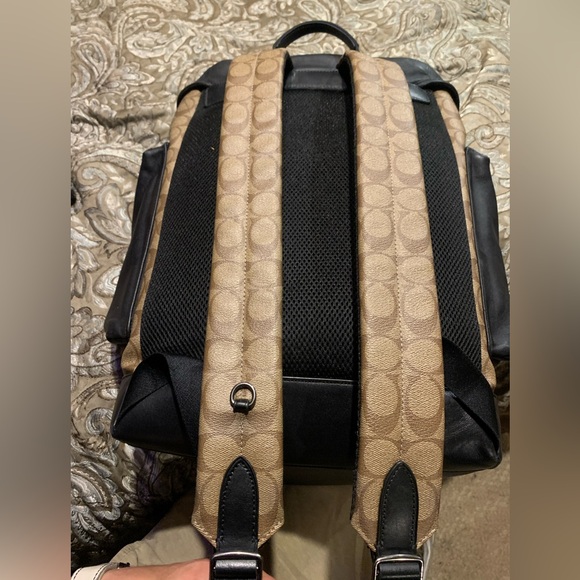 Tan Coach unisex backpack - Picture 2 of 11